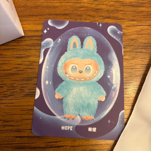 POP MART LABUBU - BIG INTO ENERGY (Hope) - Picture 8 of 11